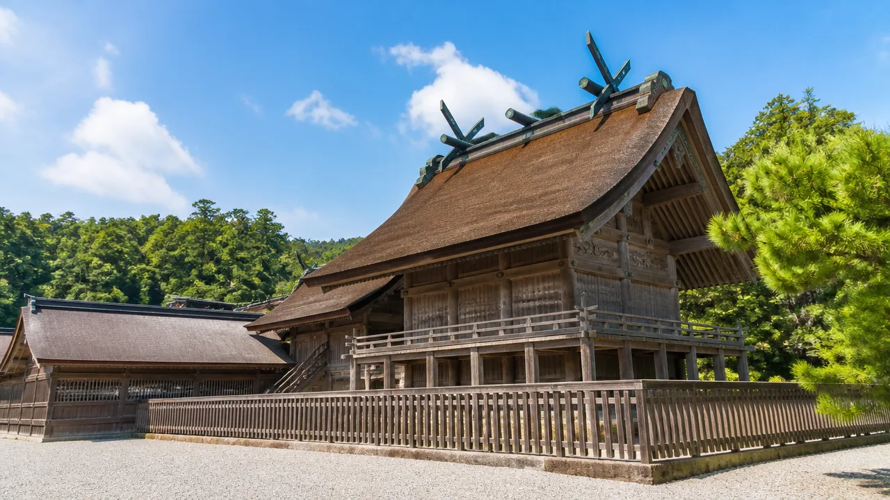 出雲に神社が多いのはなぜ?歴史と神話から理由を解説